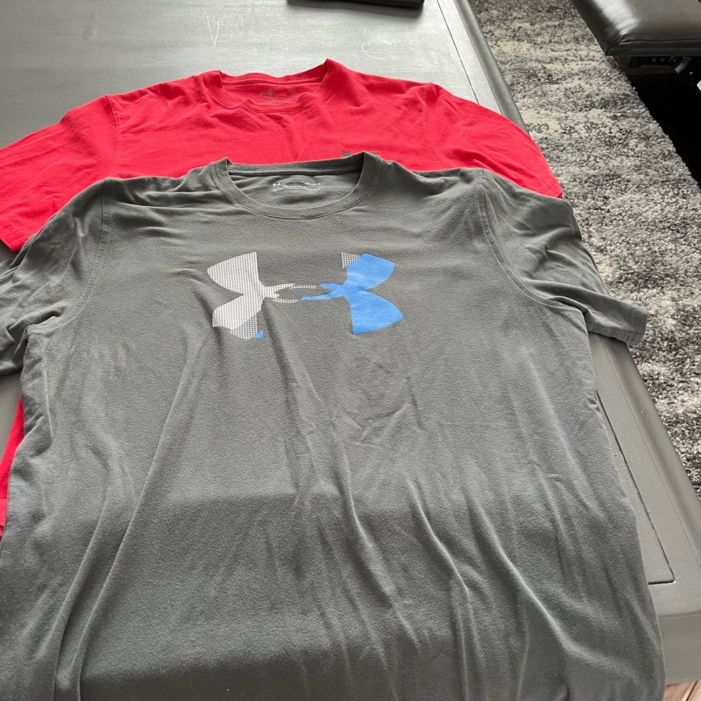 LG Gray and Red Men's Short Sleeve Tees